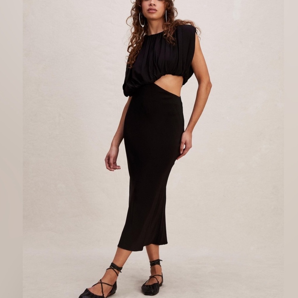 THIRD FORM Cut Out Midi Dress